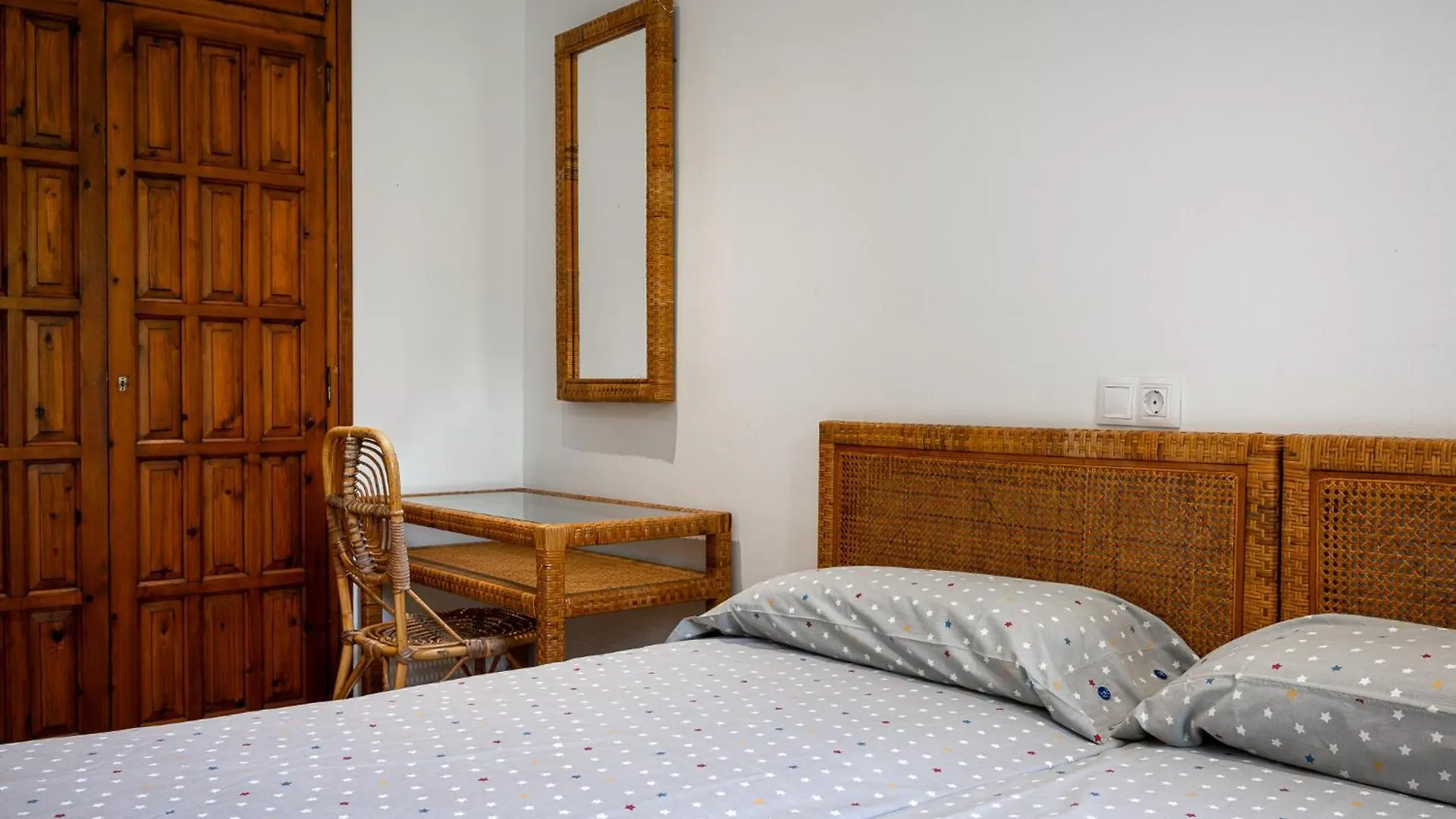 Holiday home At084 Piscina Compartida Con 3 Casas Y Vistas Al Mar Villa Torredembarra