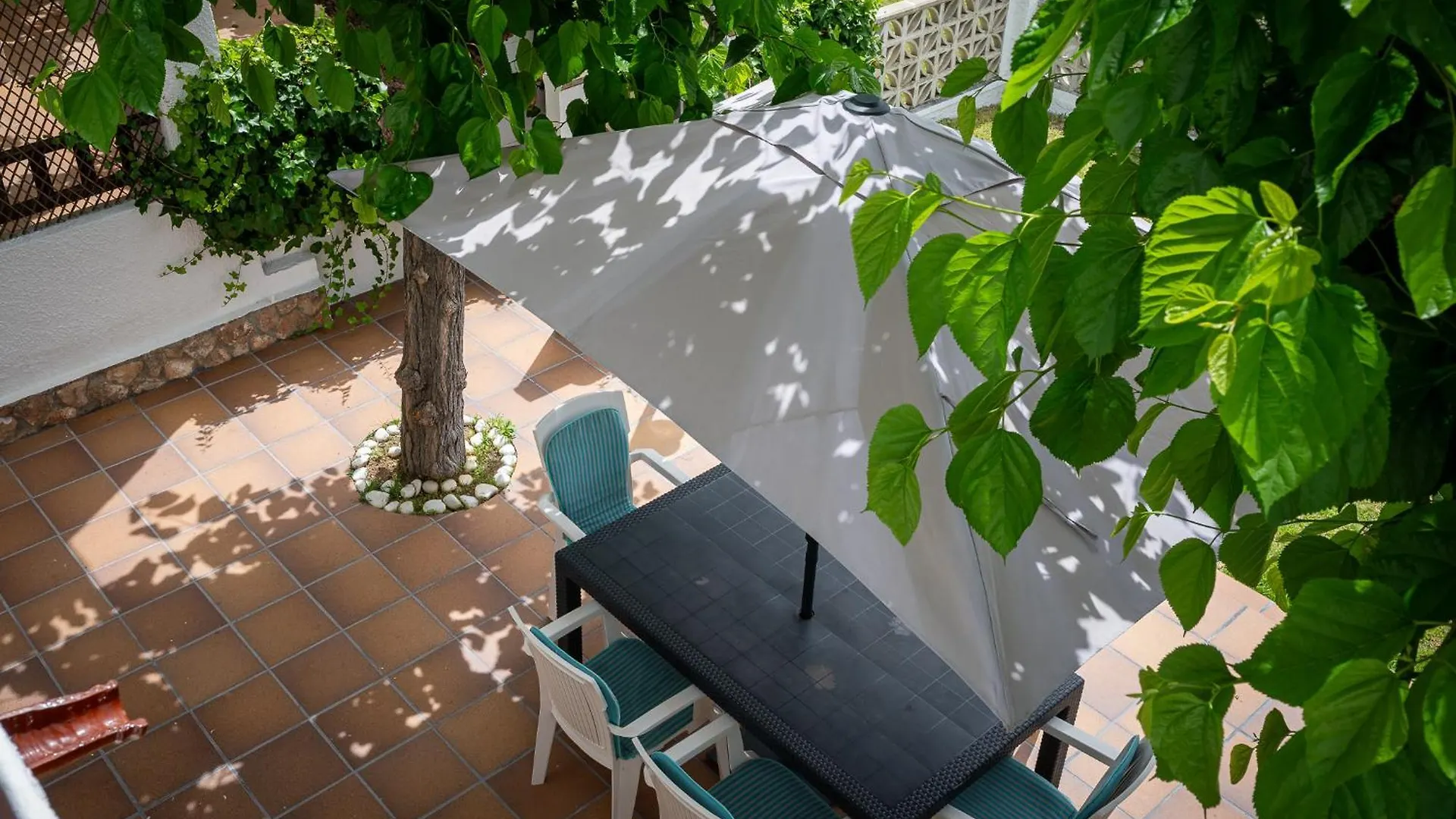At084 Piscina Compartida Con 3 Casas Y Vistas Al Mar Villa Torredembarra Tatil Evi