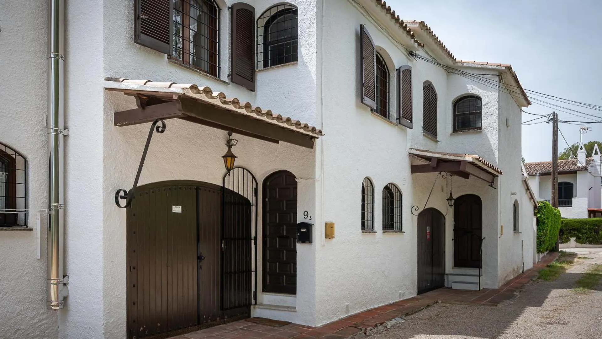 At084 Piscina Compartida Con 3 Casas Y Vistas Al Mar Villa Torredembarra Tatil Evi