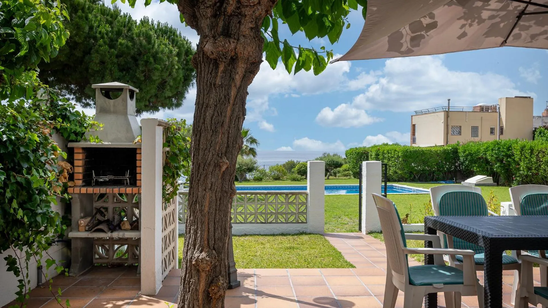 At084 Piscina Compartida Con 3 Casas Y Vistas Al Mar Villa Torredembarra Holiday home